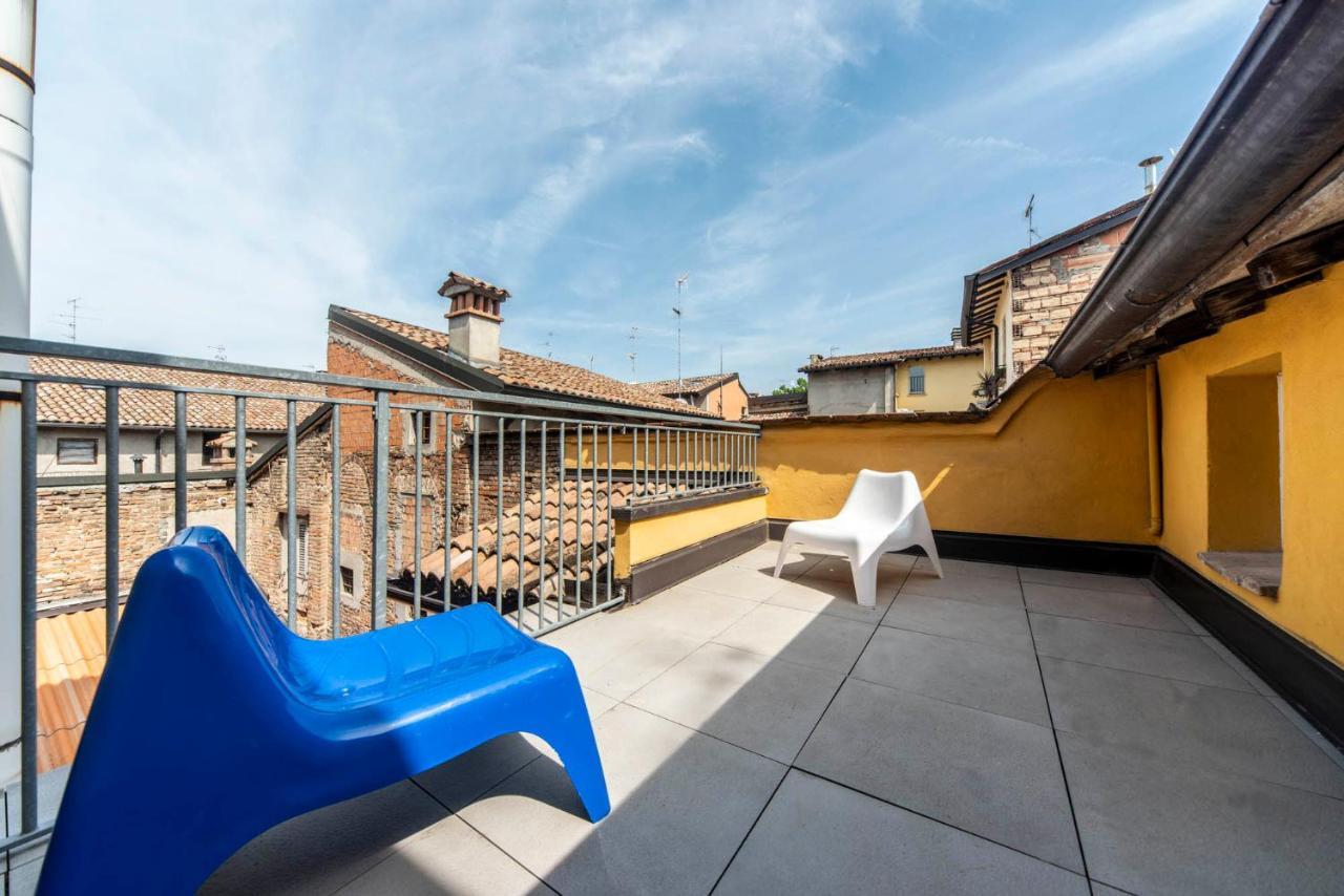 Reggio Center Lovely Apartments 레조넬에밀리아 외부 사진