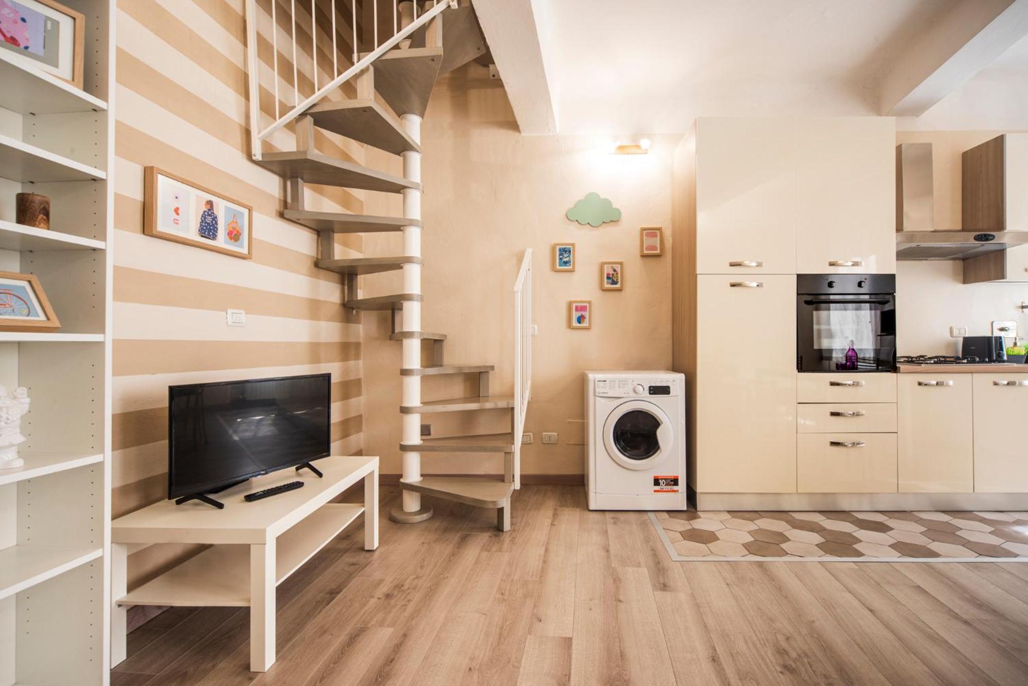 Reggio Center Lovely Apartments 레조넬에밀리아 외부 사진