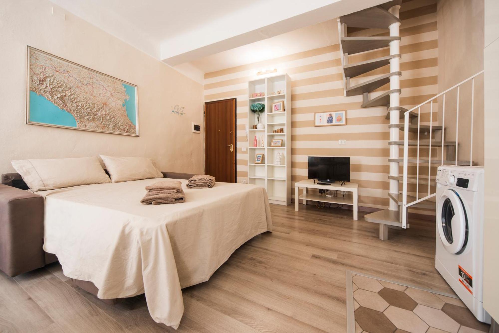 Reggio Center Lovely Apartments 레조넬에밀리아 외부 사진
