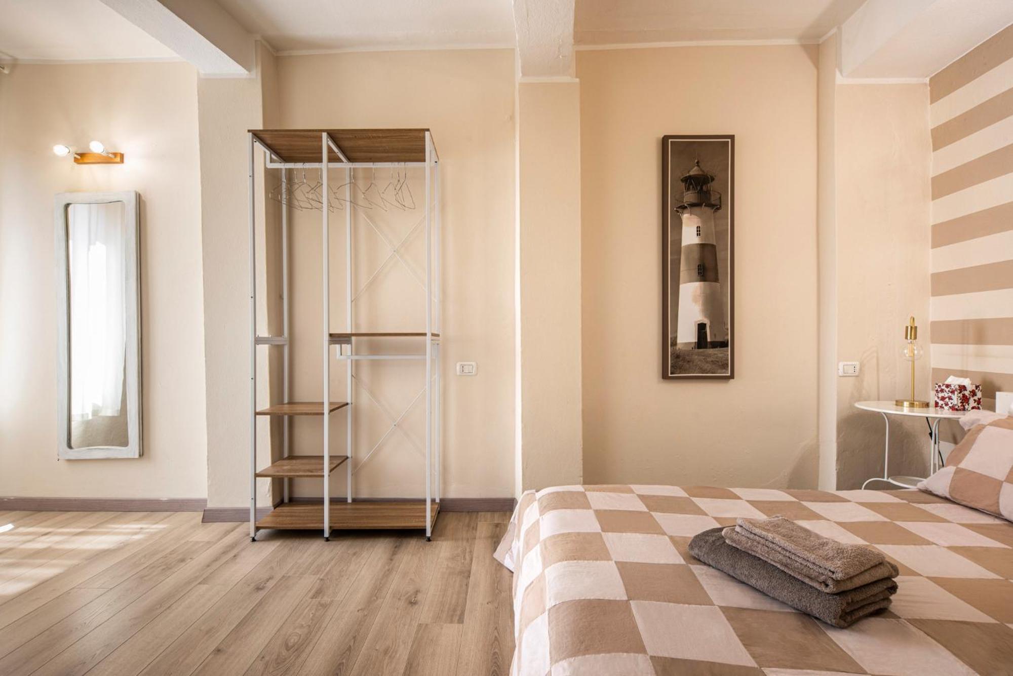 Reggio Center Lovely Apartments 레조넬에밀리아 외부 사진