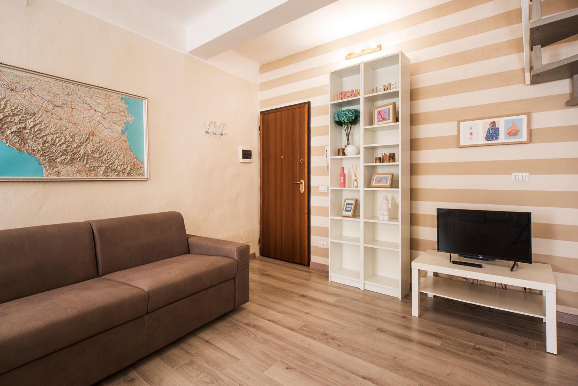 Reggio Center Lovely Apartments 레조넬에밀리아 객실 사진