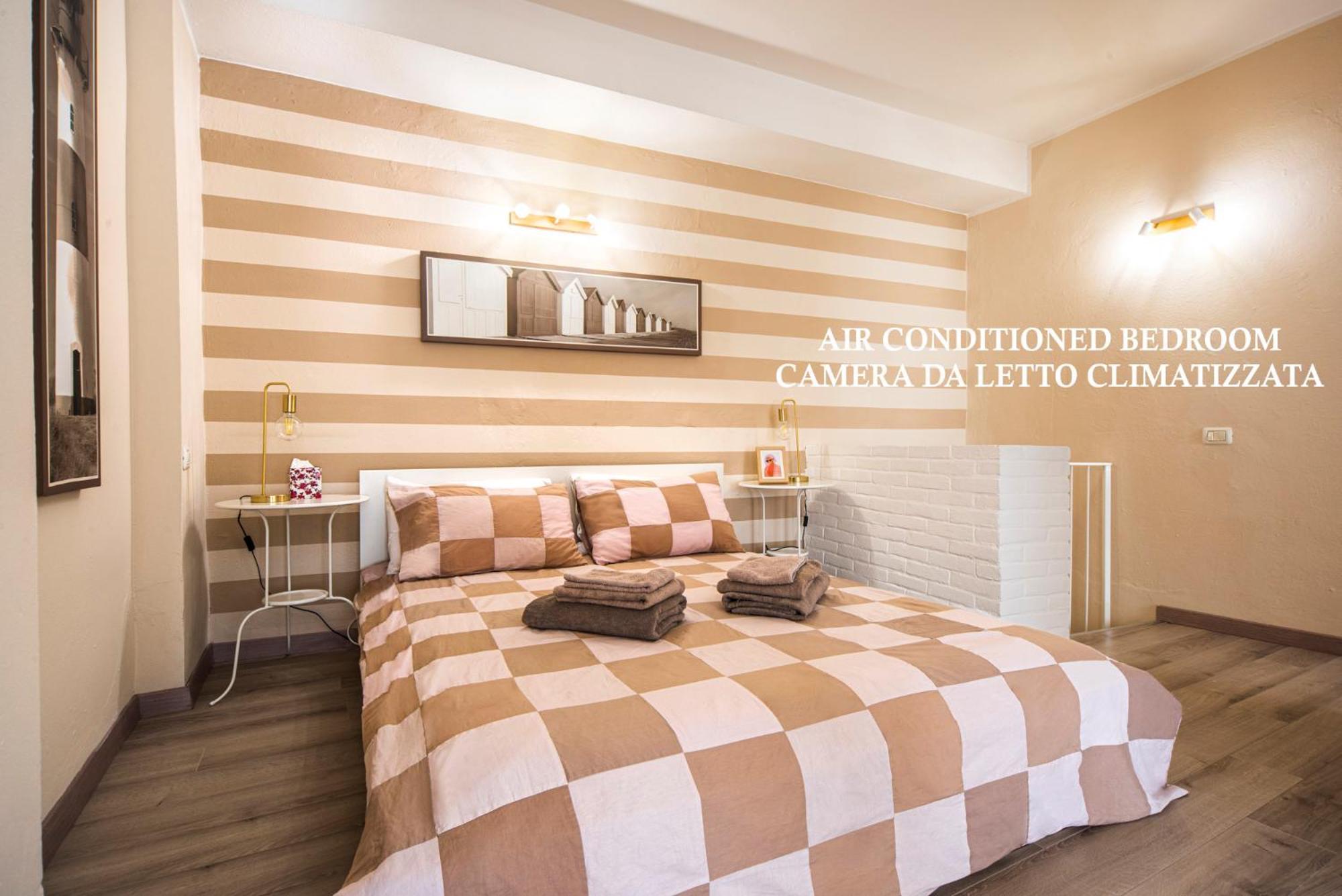 Reggio Center Lovely Apartments 레조넬에밀리아 객실 사진